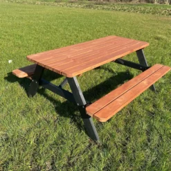 Goedkopepicknicktafels.nl | Zwart Bruine XL Picknicktafel Bruno | Tuintafel 6 Persoons | Bruin Zwart Gespoten Gedroogd Grenen Hout! -Tuin Vrienden Verkoopwinkel 1061x1200