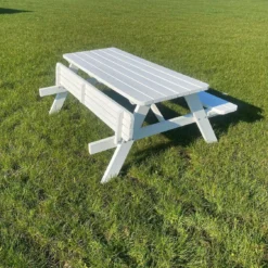 Goedkopepicknicktafels.nl | Witte XL Picknicktafel | Tuintafel 6 Persoons | Wit Gespoten Gedroogd Grenen Hout! 9 Goedkopepicknicktafels.nl | Witte XL Picknicktafel | Tuintafel 6 Persoons | Wit Gespoten Gedroogd Grenen Hout! -Tuin Vrienden Verkoopwinkel 1125x1200 1